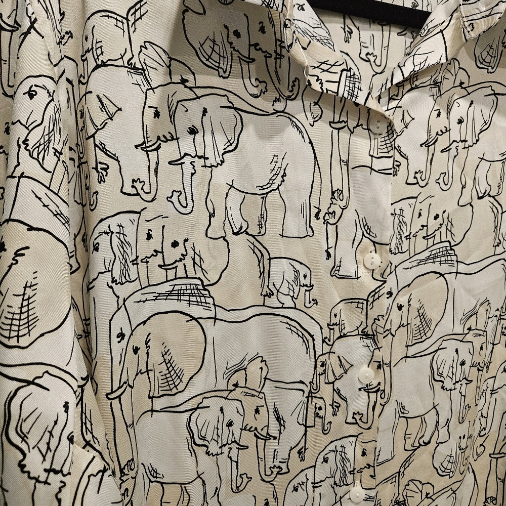 Womens Zara Graphic Relaxed Blouse with Elephants Size Large - Picture 5 of 12